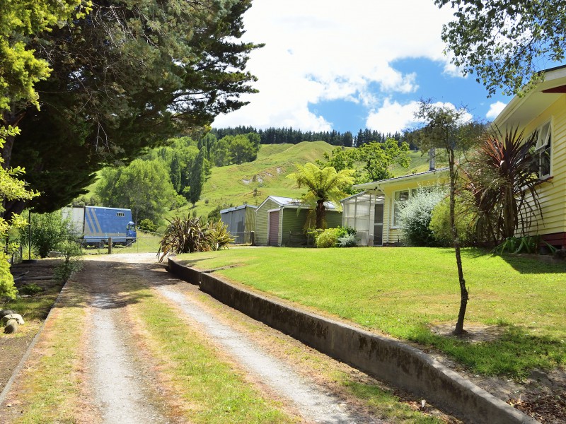 1916 Waingake Road, Waingake, Gisborne, 4 Kuwarto, 1 Banyo