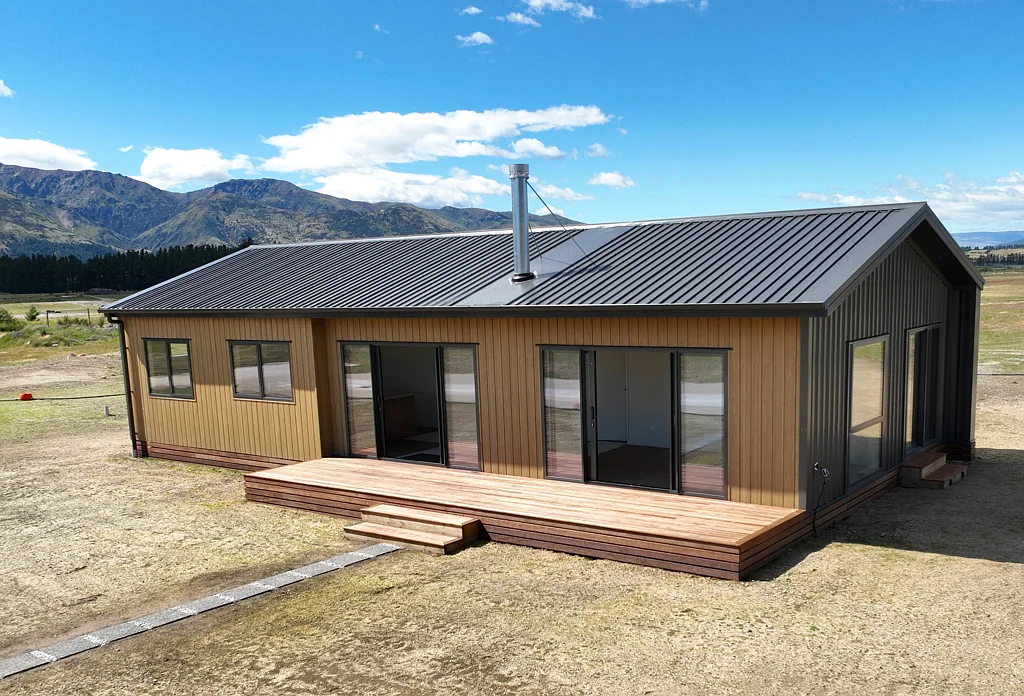 Lake Hawea 3房  New Home, New Title, New Year!
