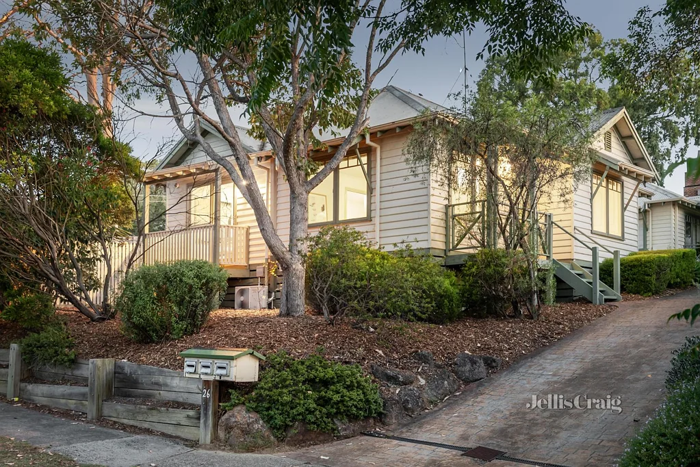 1/26 Luck Street, Eltham, VIC 3095