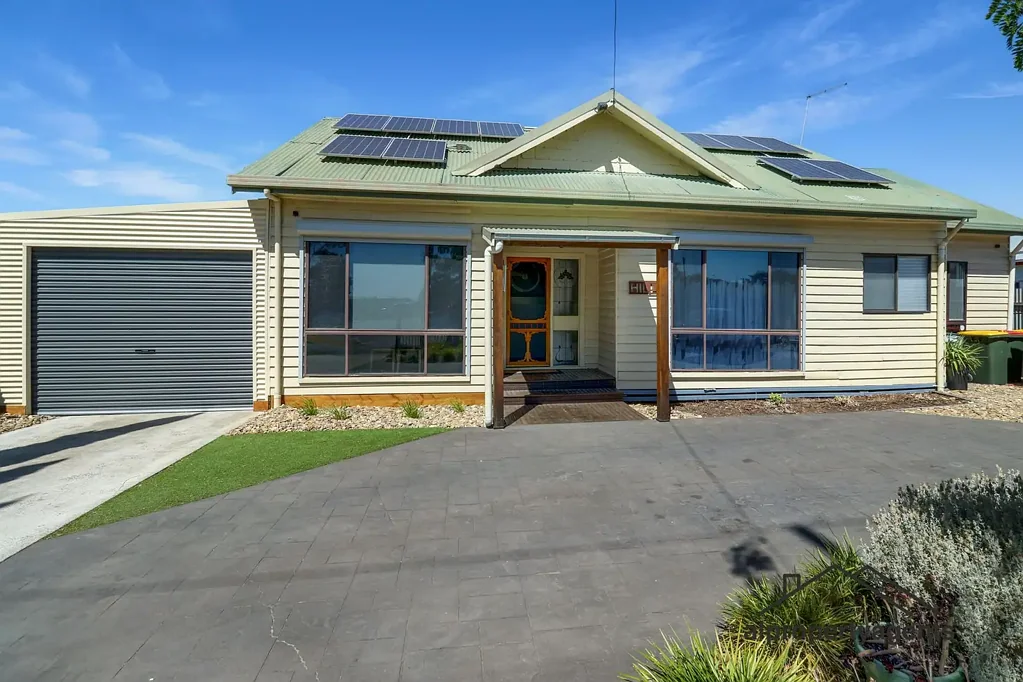 19 Stawell Road, Horsham, VIC 3400