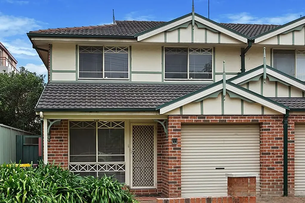 Spacious Duplex in a Prime Location