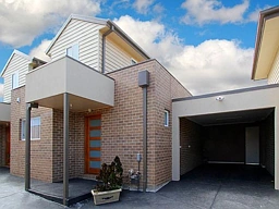 2/18 Miranda Road, Reservoir