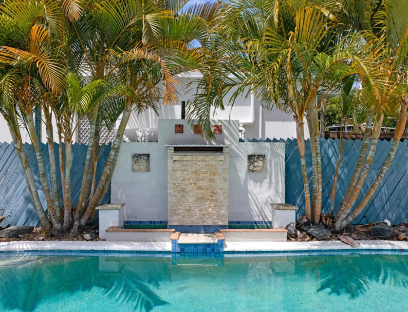 28 Brindisi Avenue, Surfers Paradise, Gold Coast, 4 ਕਮਰੇ, 3 ਬਾਥਰੂਮ, House