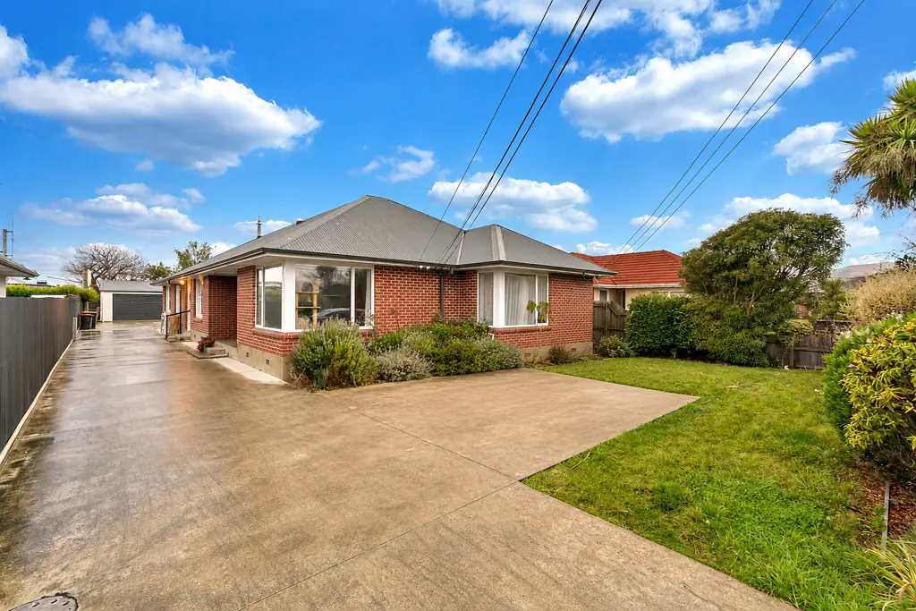 Spreydon 5 Bedroom Rare Dual Income Opportunity