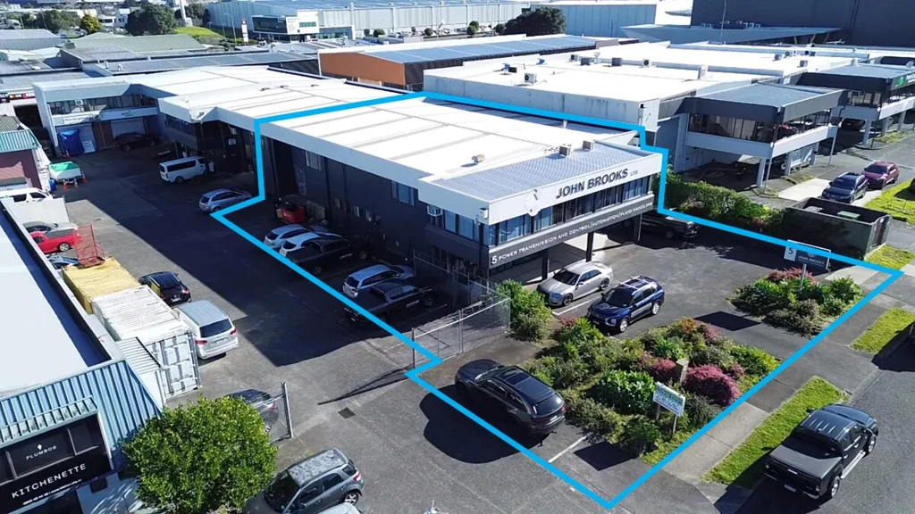 East Tamaki Tidy Road Front Unit – Container Friendly