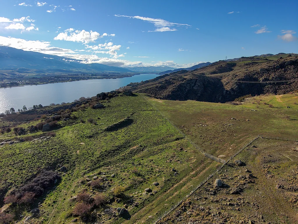 Cromwell  Iconic Views - Inviting Lifestyle