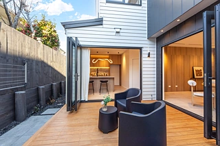 4B Lyford Crescent, Sunnynook, North Shore City