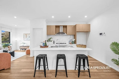23A Oaktree Drive, Hampton Park, VIC 3976, 4房, 3浴, Unit
