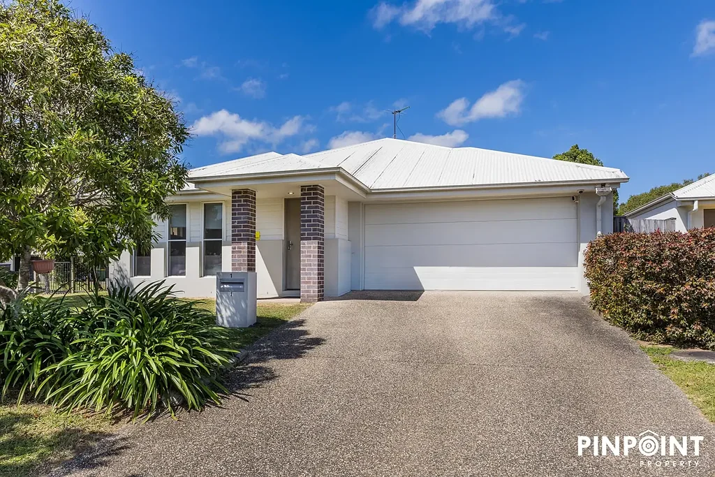 1/1 Holloways Court, Blacks Beach, QLD 4740