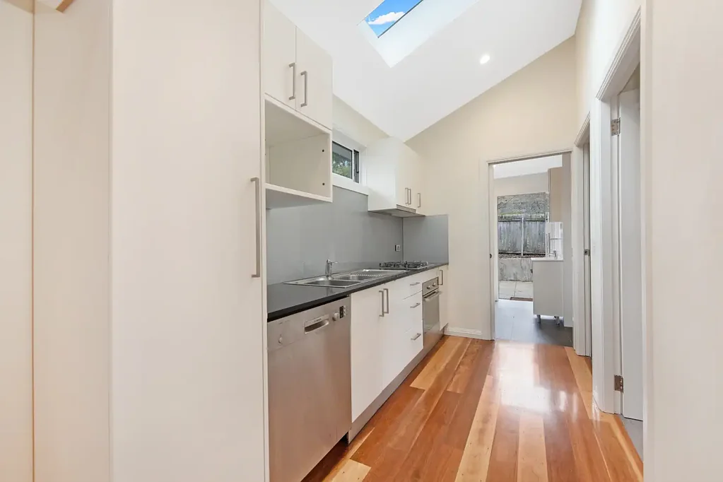 Light-Filled & Private Two-Bedroom Granny Flat in Premier North Manly Location