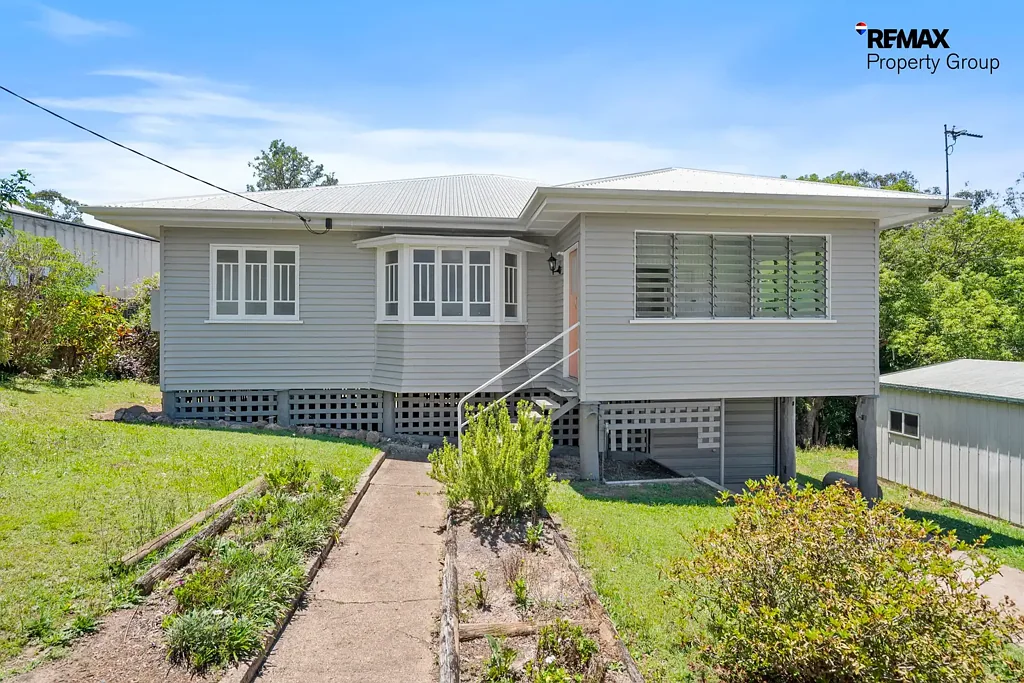 Charming Renovated 3 Bedroom Queenslander!