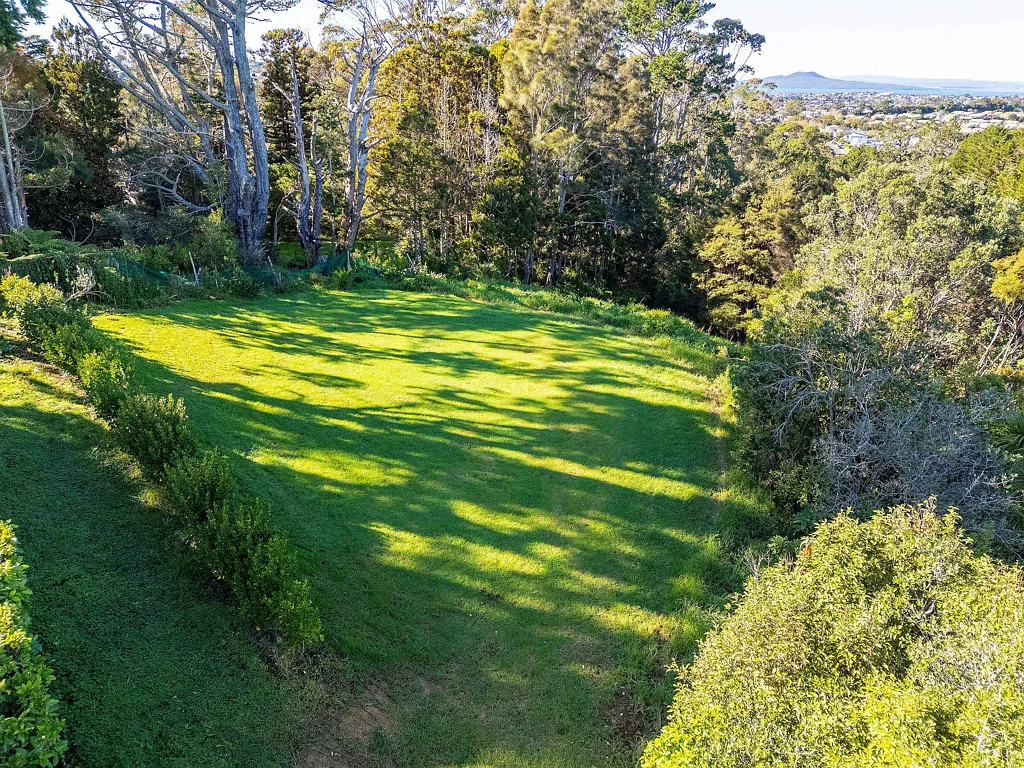 39A Lonely Track Road, Fairview Heights, North Shore City, Auckland