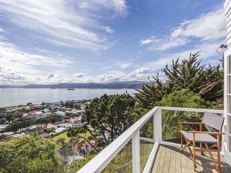 11 Beacon Hill Road, Strathmore Park, Wellington, 3 habitaciones, 2 baños