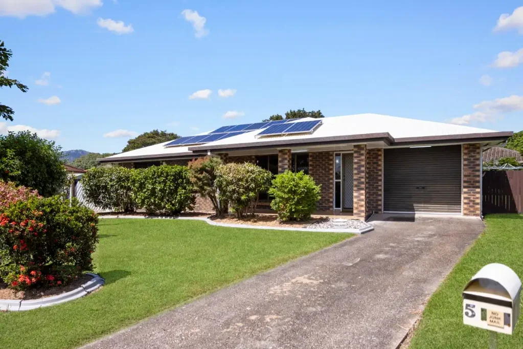 5 Abraham Court, Kirwan, QLD 4817