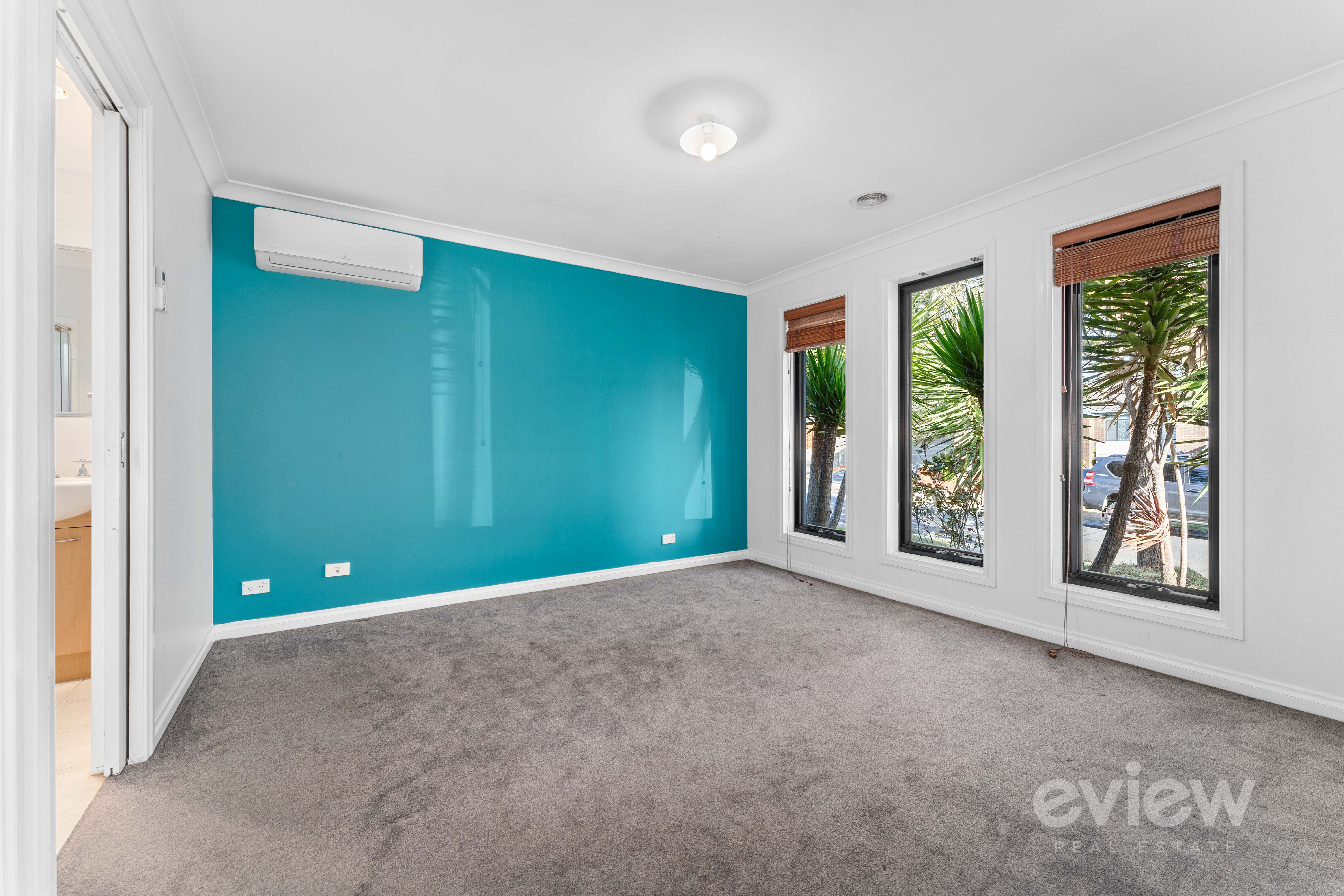 30 CONDAMINE AV, MANOR LAKES VIC 3024, 0部屋, 0バスルーム, House