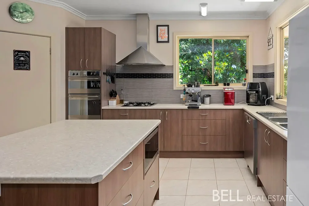 13 Ford Road, Emerald, VIC 3782