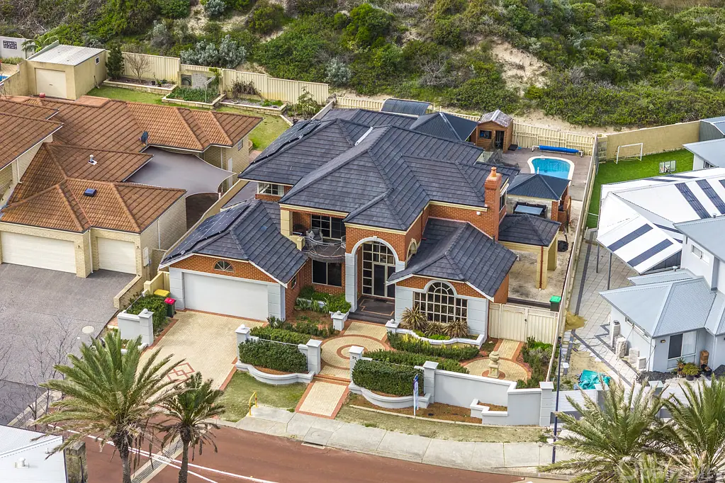 99 San Javier Circle, Secret Harbour, WA 6173