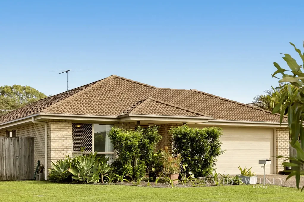 Caboolture 4ห้องนอน Low-Maintenance Living in a Quiet Caboolture Pocket