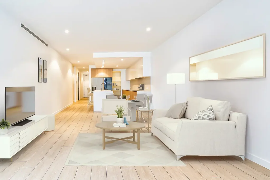 Quiet Beach-side Three Bedroom Apartment