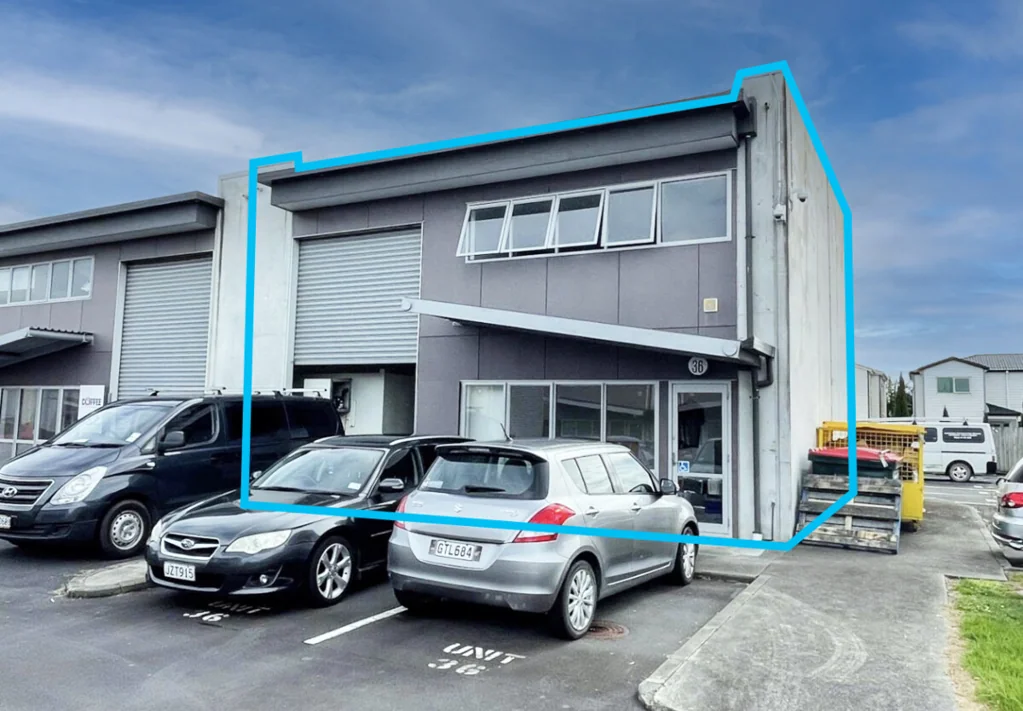 Manukau Tilt Slab Industrial - Well Located in Complex
