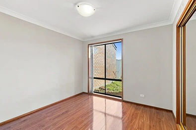 4/25 Goodenough Street, Glenfield, NSW 2167, 2 slaapkamers, 1 badkamers, House