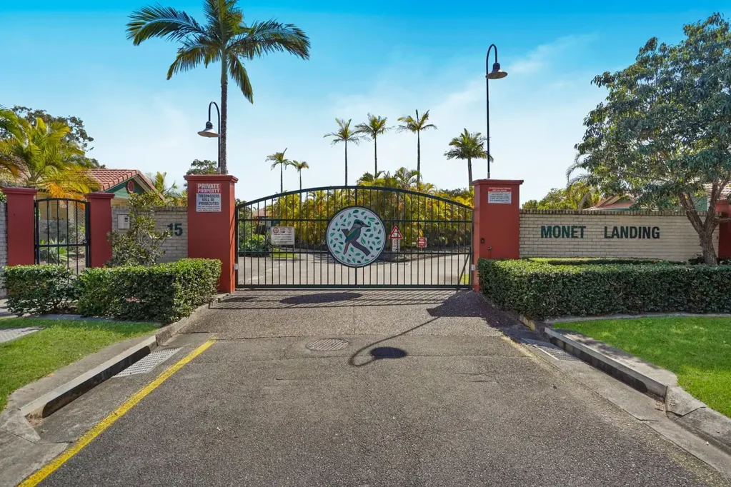 Coombabah 3બેડરૂમ A Great Opportunity in Monet Landings