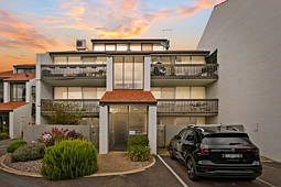 38/94 Giles Street, Kingston