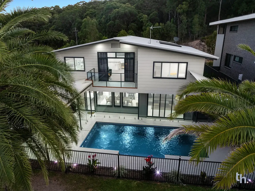 Teralba 5Habitaciones Your Family’s Ultimate Staycation – Enjoy Resort-Style Living Everyday