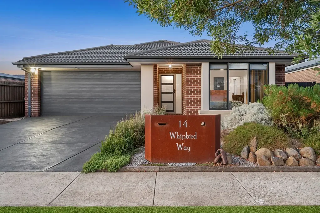 14 Whipbird Way, St Leonards, VIC 3223