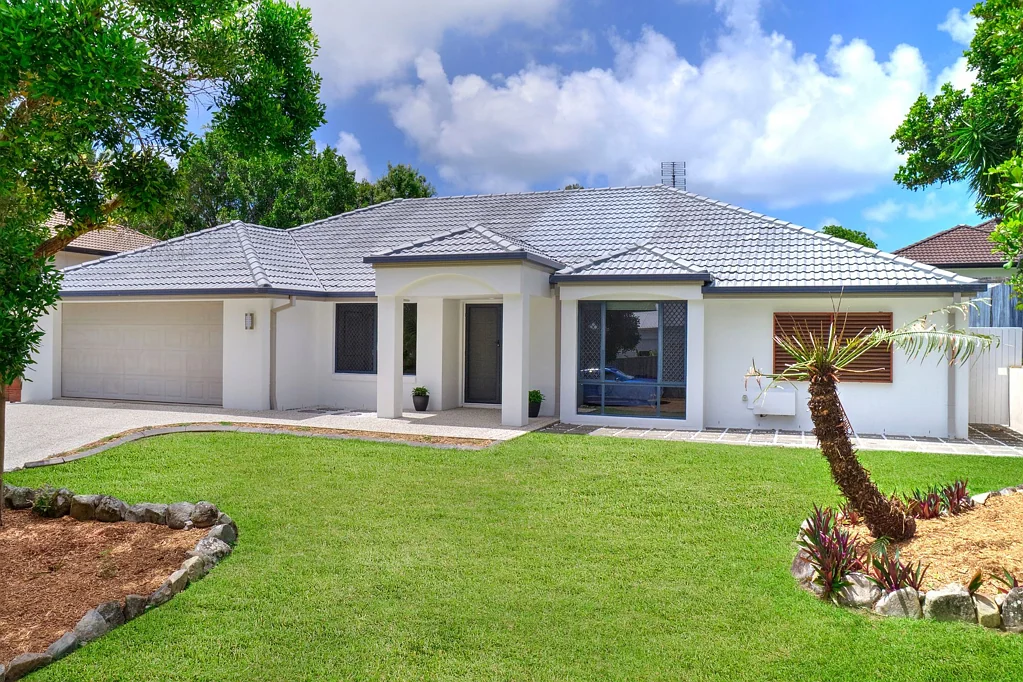 21 Greenside Court, Peregian Springs, QLD 4573