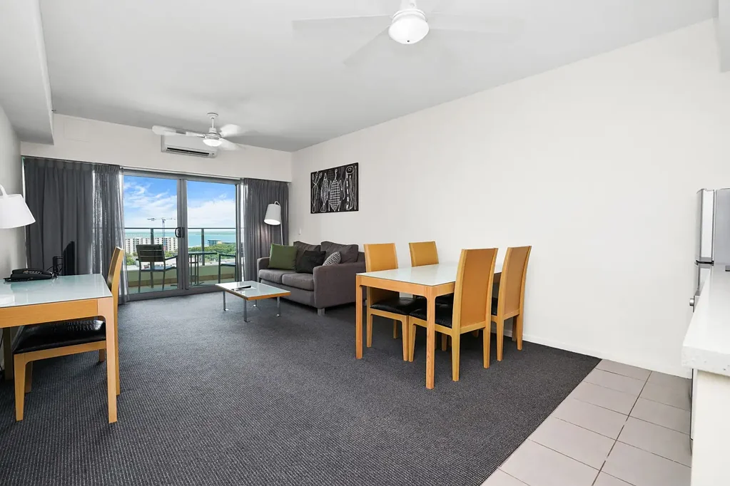 Darwin City 1房  Views, Location & Lifestyle - All the boxes, ticked.