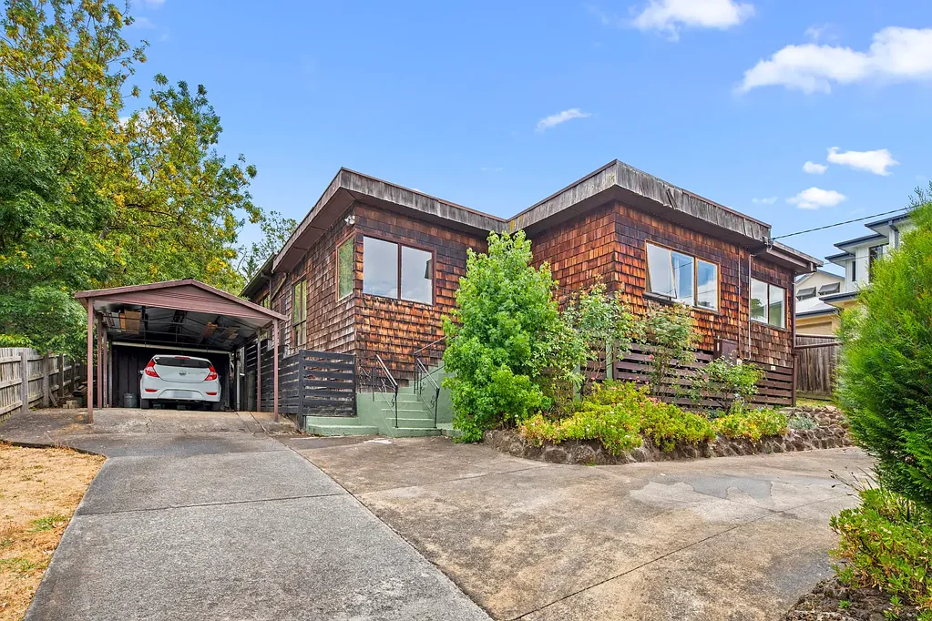 11 Central Avenue, Mooroolbark, VIC 3138