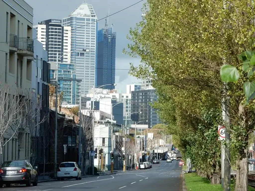 North Melbourne 2 Bedroom Central Location
