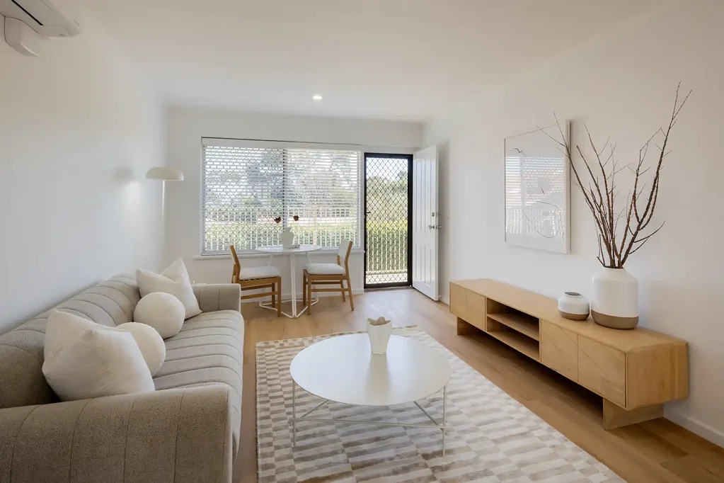 Hove 2Zimmer Completely Renovated Coastal Living in the Brighton School Zone