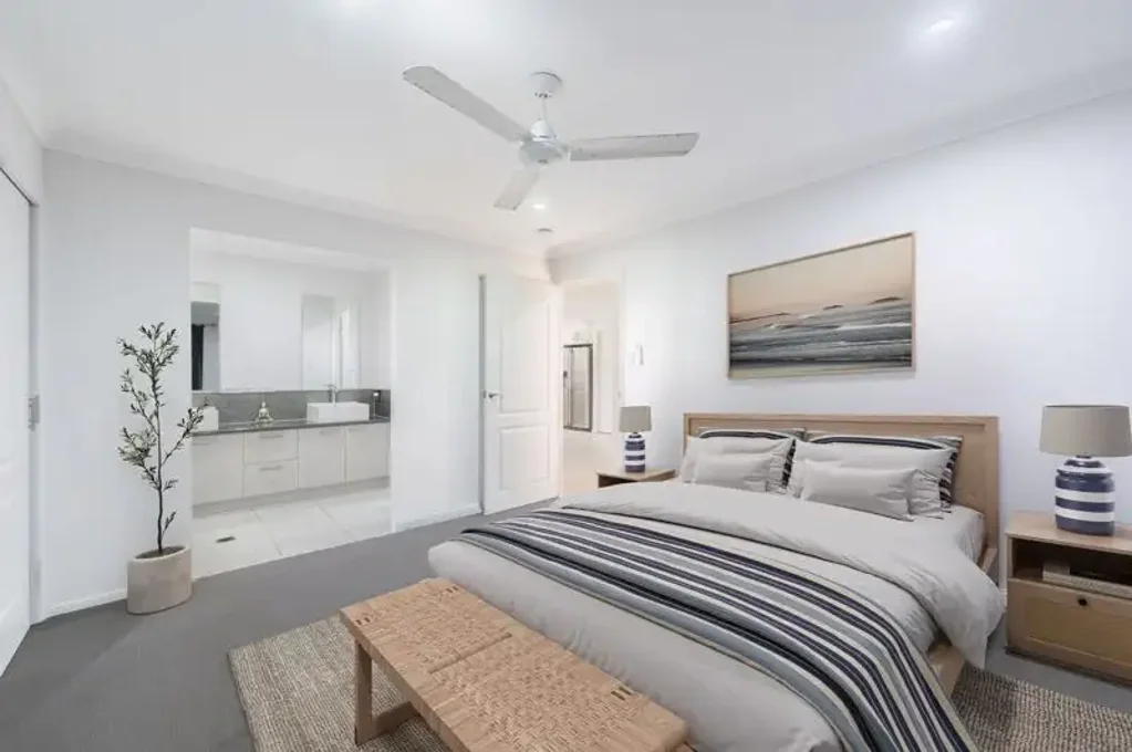 4 Woodland Court, Kirkwood, QLD 4680