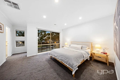 13 Manhattan Close, Point Cook, VIC 3030, 3 slaapkamers, 2 badkamers, House