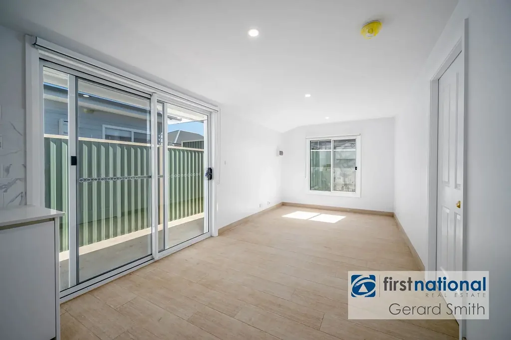 NEAR NEW ONE BEDROOM GRANNY FLAT WITH ELEC AND WATER INCLUDED