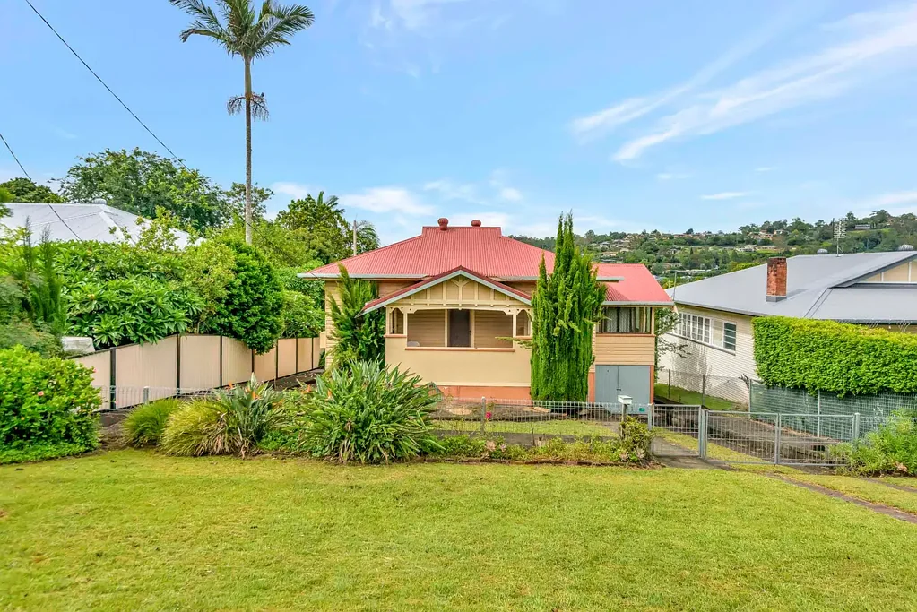 19 Jacaranda Avenue, East Lismore, NSW 2480