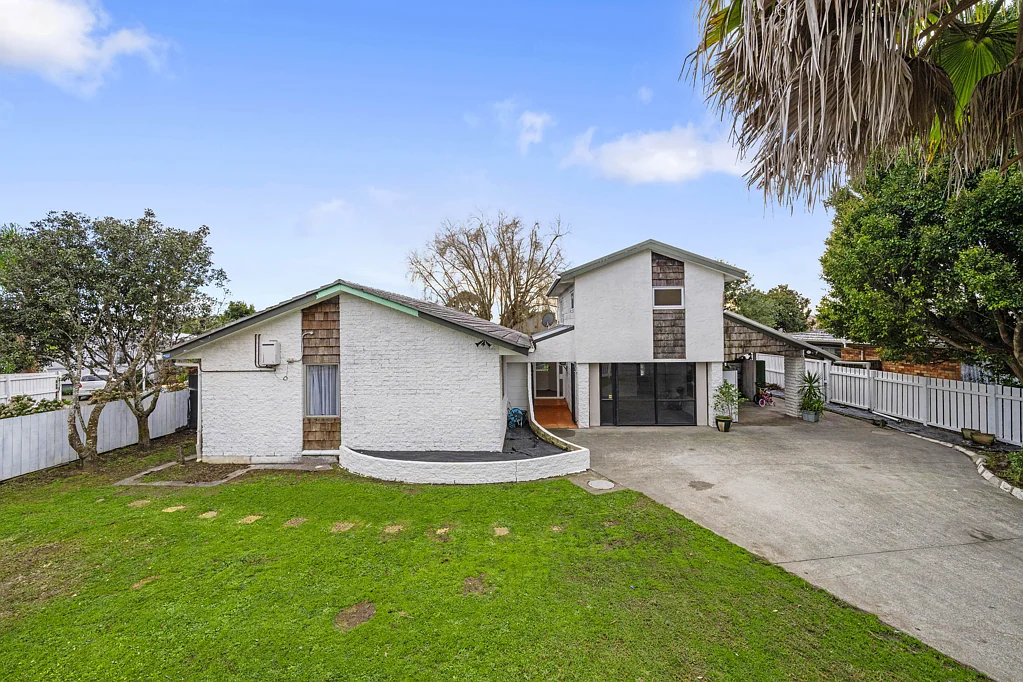 9 Ultima Place, Clover Park, Manukau City, Auckland