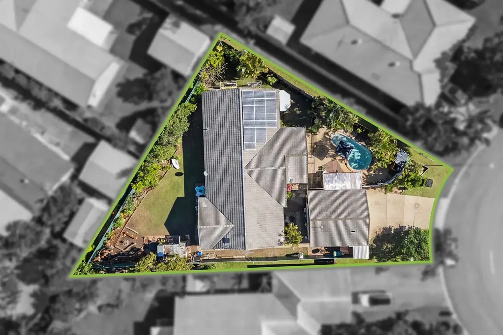 Victoria Point 5 Bedroom 5 Bedroom Home and Pool on 940sqm - Unmatched for the Price