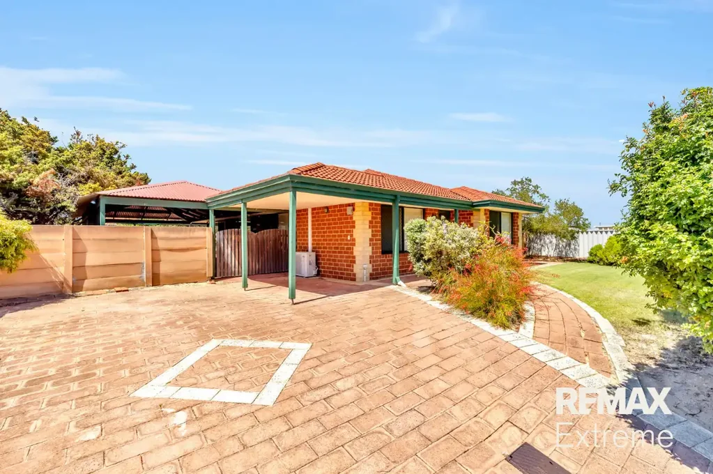 FANTASTIC HOME IN GREAT LOCATION!