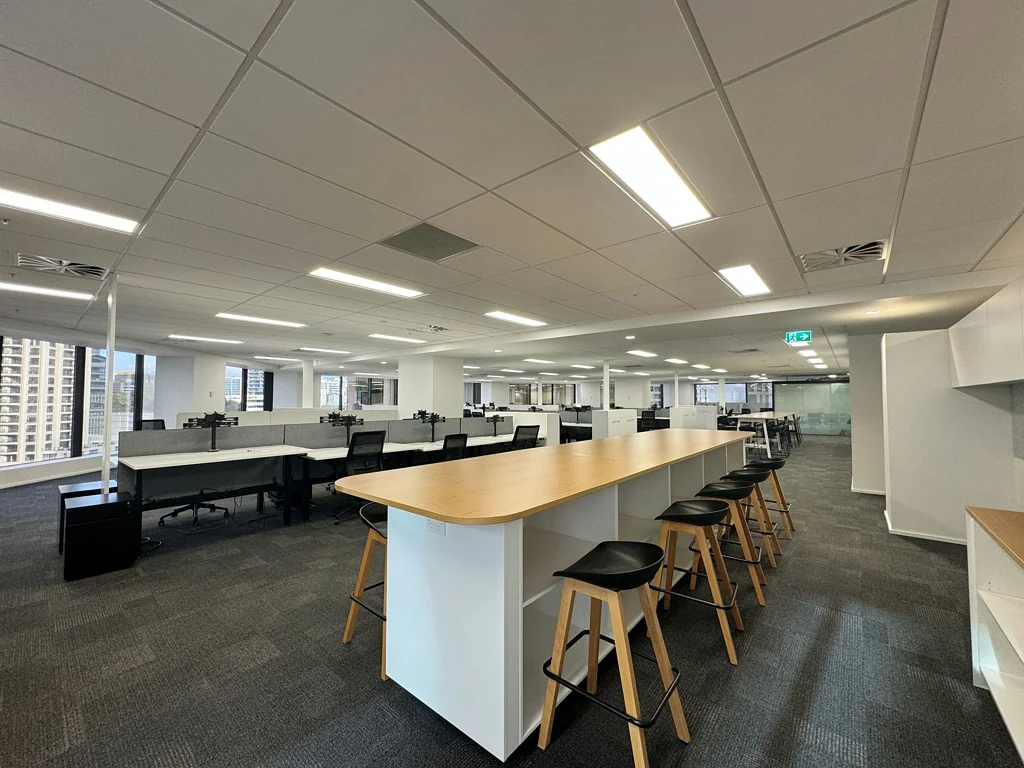 Auckland Central High-End Full Floor Business Hub