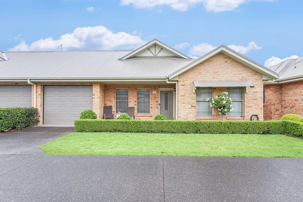 10 Dingo Road, Thirlmere, NSW 2572