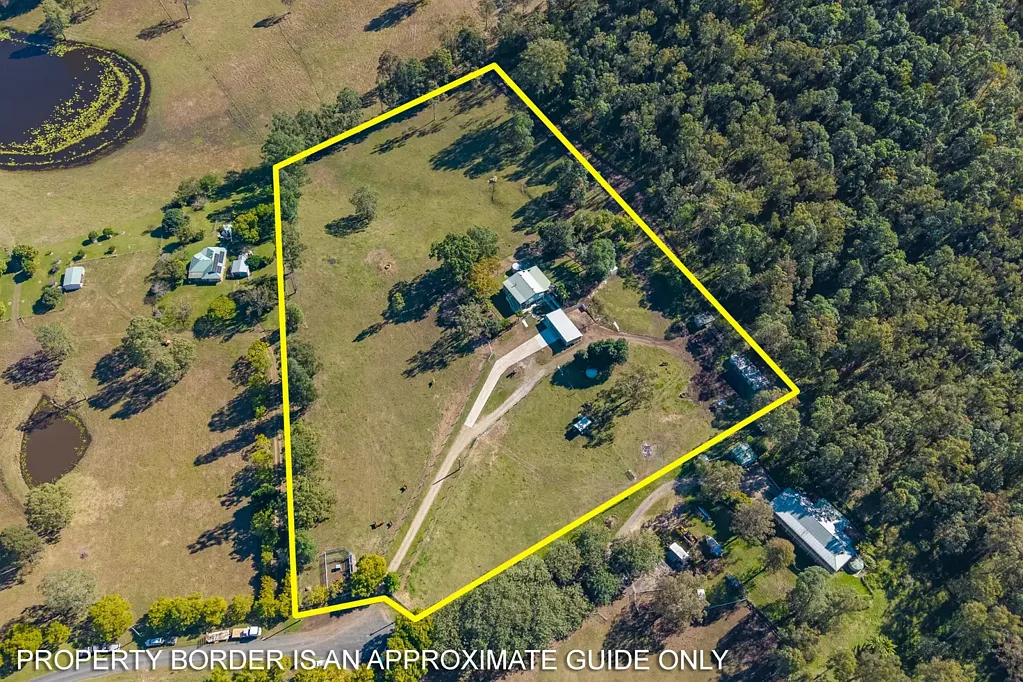 Sandy Creek 3 Bedroom The Acreage Dream: Gorgeous Cottage, 7 Private Acres & Breathtaking Sunsets