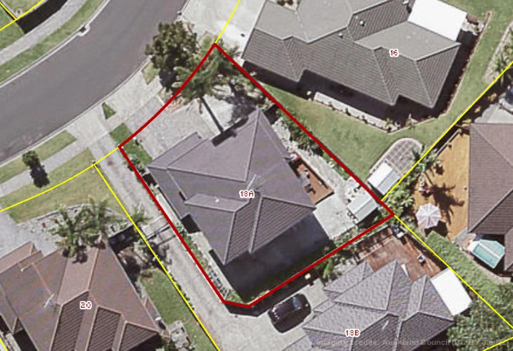 18a Leafield Crescent, Henderson, Auckland - Waitakere, 5 chambres, 0 salles de bain