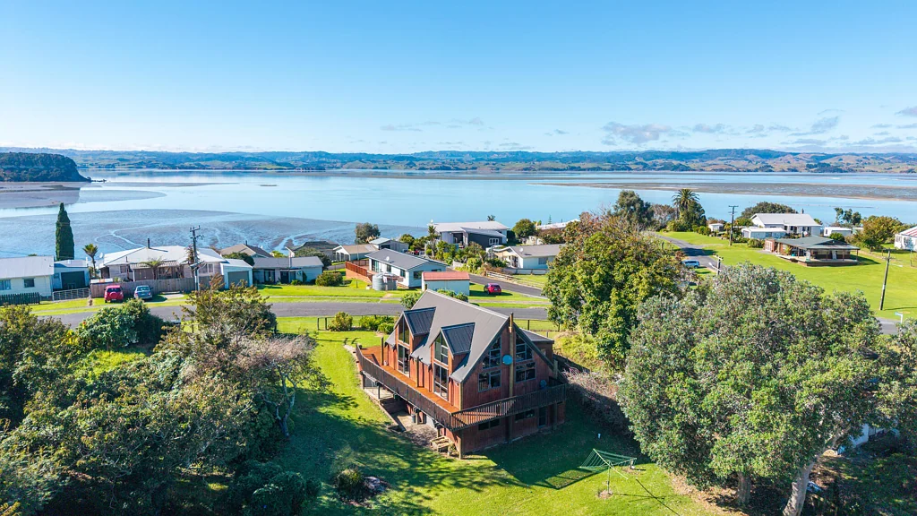 Kawhia 3房  Uniquely Coastal - Undeniably Comfortable