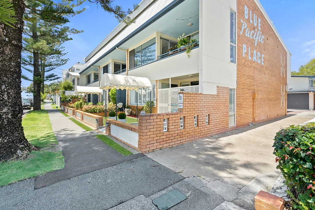 2/8 Wyberba Street, Tugun, QLD 4224