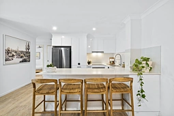 3/8 Nalla Court, Palm Beach