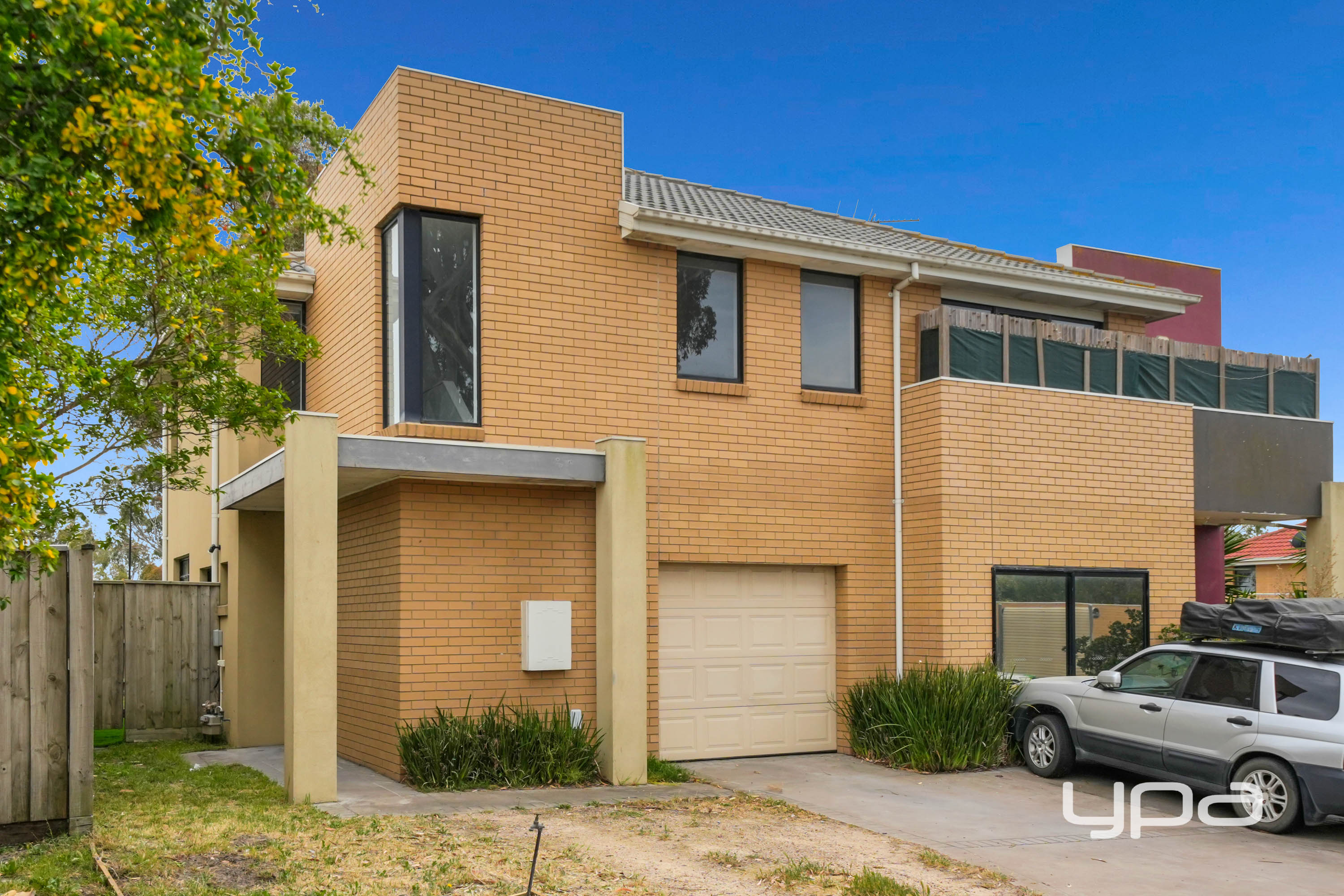 19 CRESTVIEW CL, ROXBURGH PARK VIC 3064, 0 chambres, 0 salles de bain, House