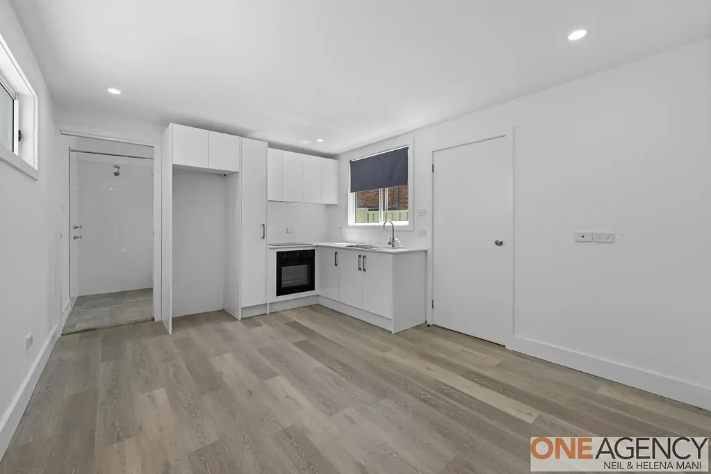 AS NEW STUDIO/ GRANNY FLAT STYLE LIVING